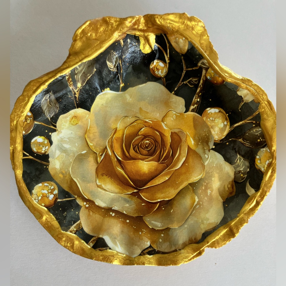 Handcrafted Shell Golden Floral Dish Decoupage